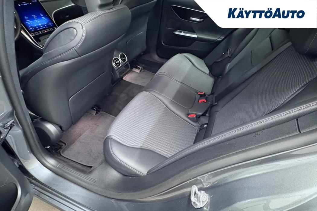 MERCEDES-BENZ C 2022