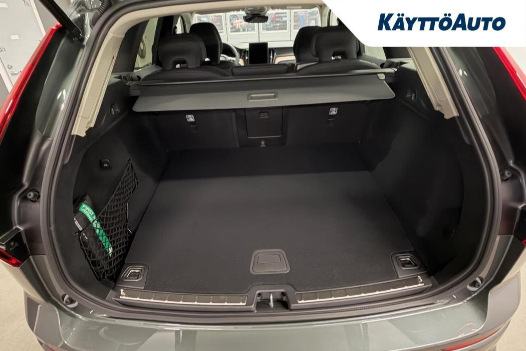 VOLVO XC60 2027