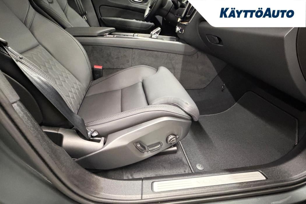 VOLVO XC60 2027