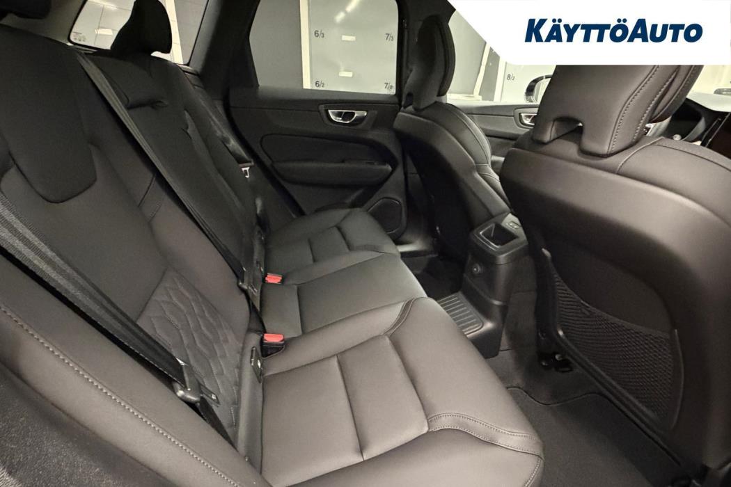 VOLVO XC60 2027