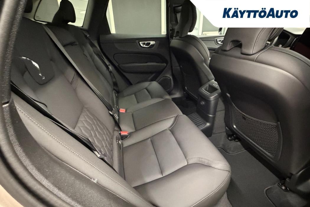 VOLVO XC60 2027