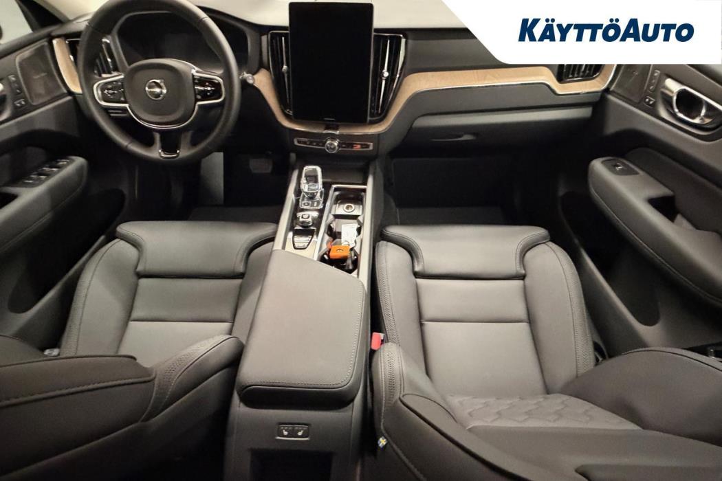 VOLVO XC60 2027