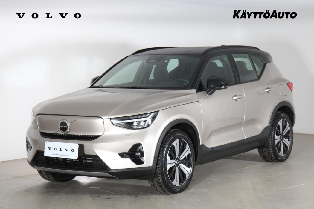 VOLVO XC40 2022