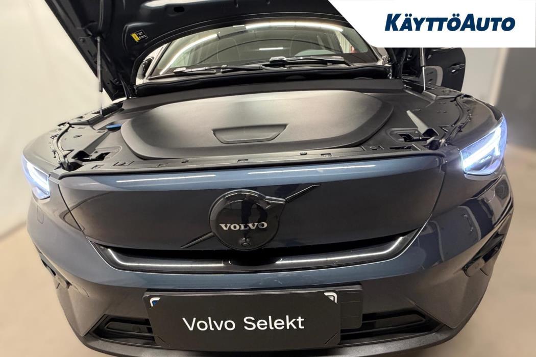 VOLVO EX40 2026