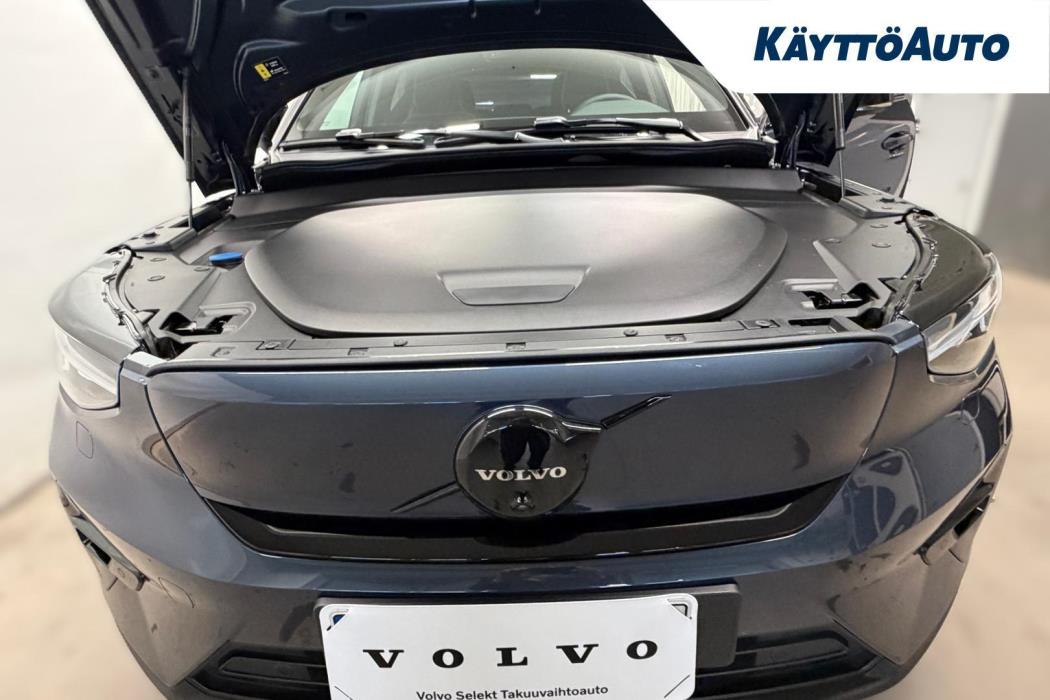 VOLVO EX40 2026
