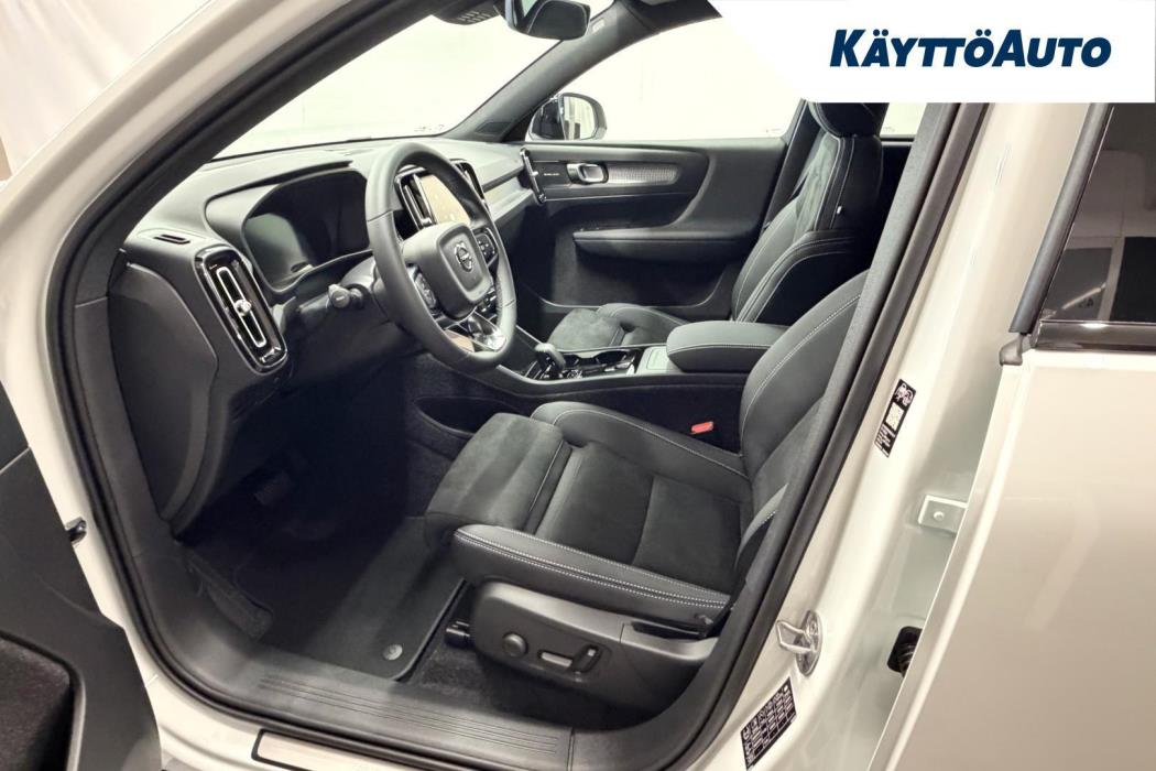 VOLVO EX40 2027