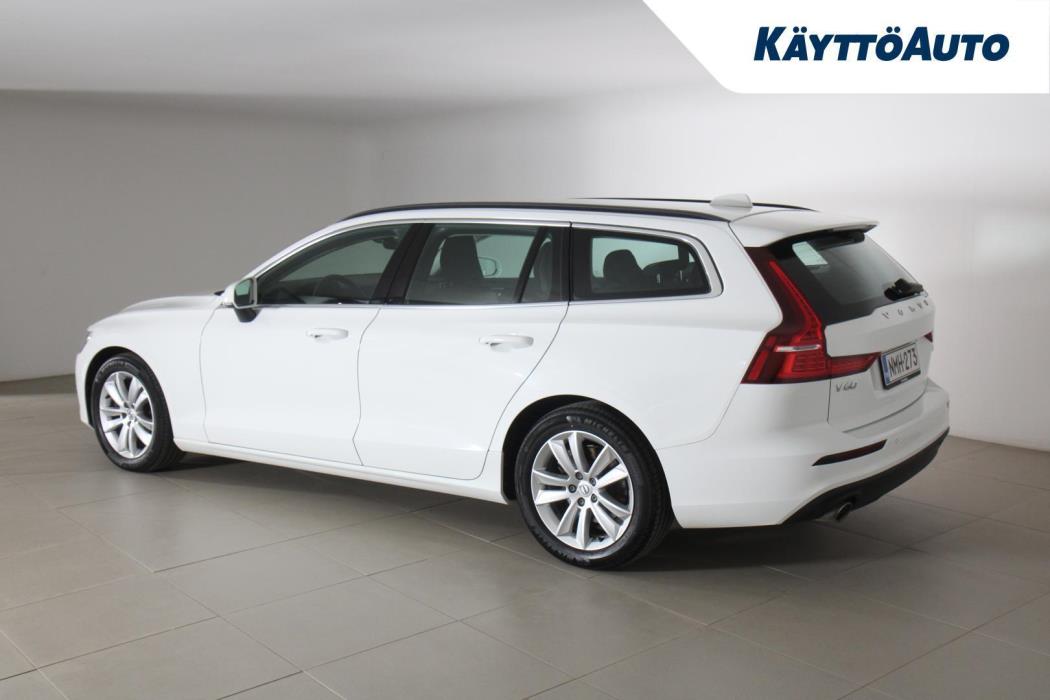 VOLVO V60 2021