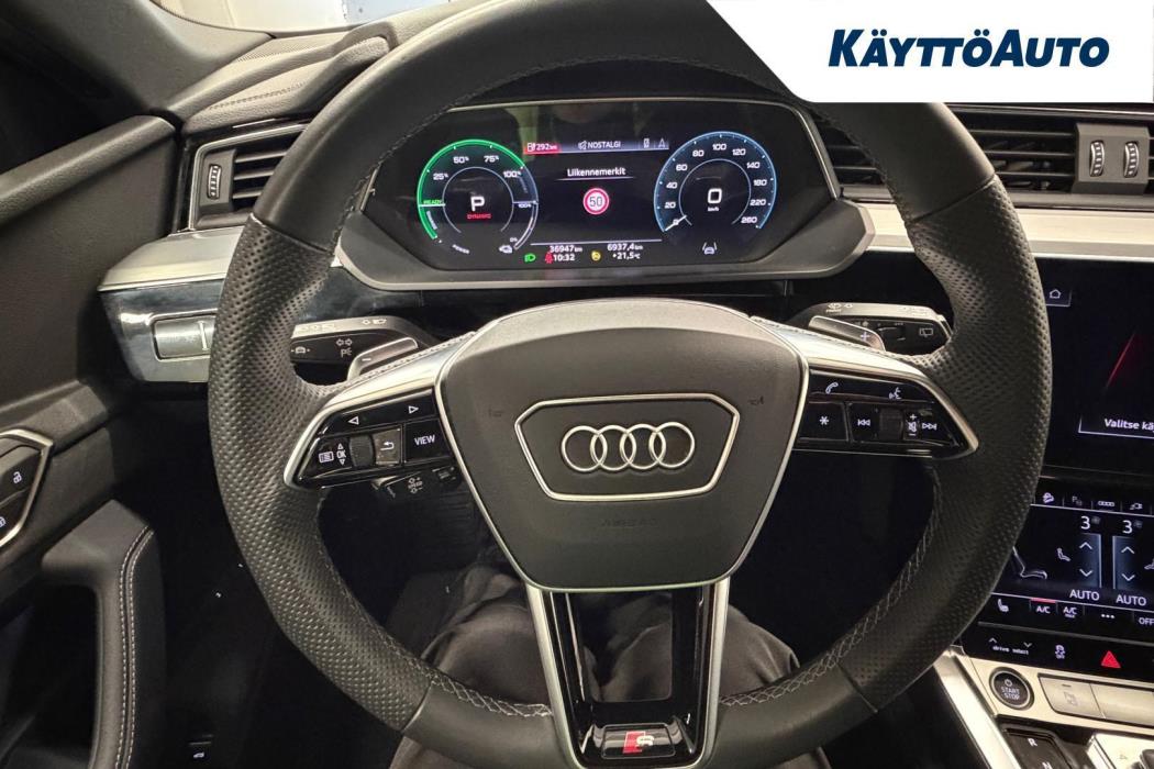 AUDI Q8 e-tron 2023