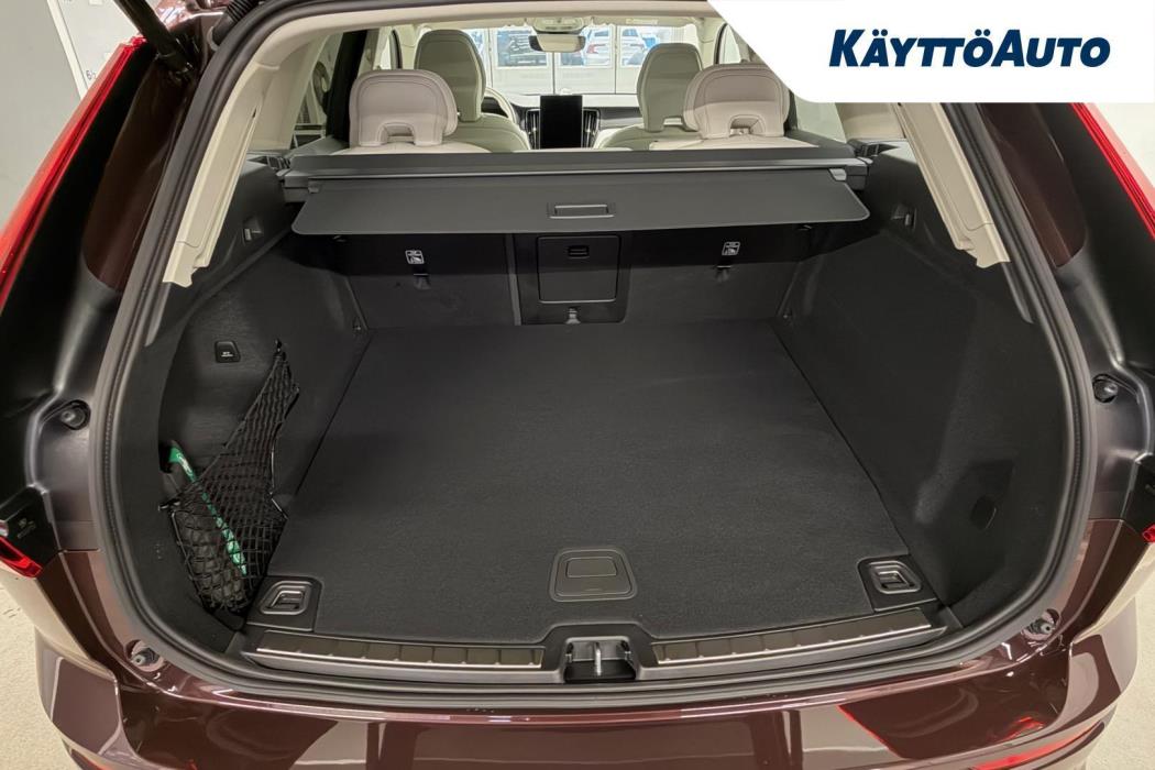VOLVO XC60 2027