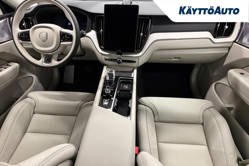VOLVO XC60 2027