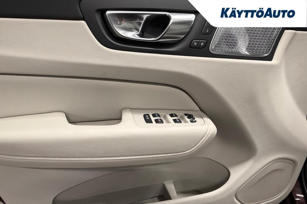 VOLVO XC60 2027