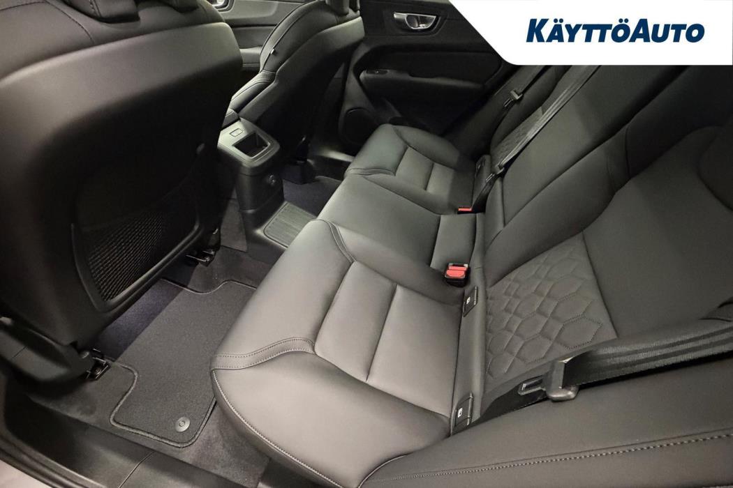 VOLVO XC60 2027