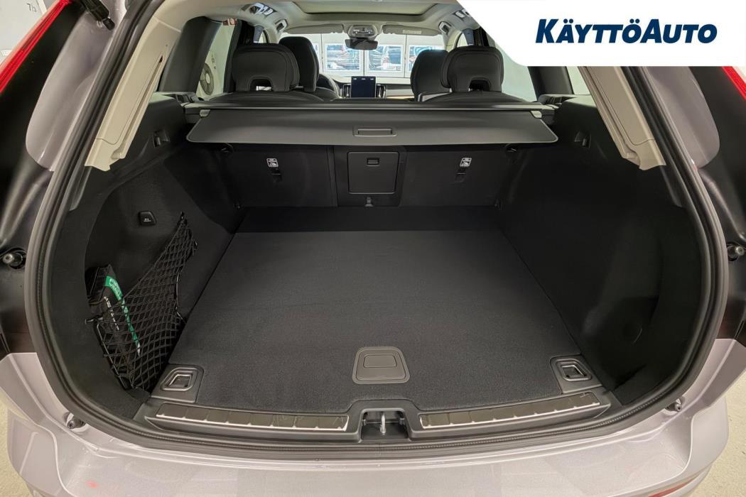 VOLVO XC60 2027