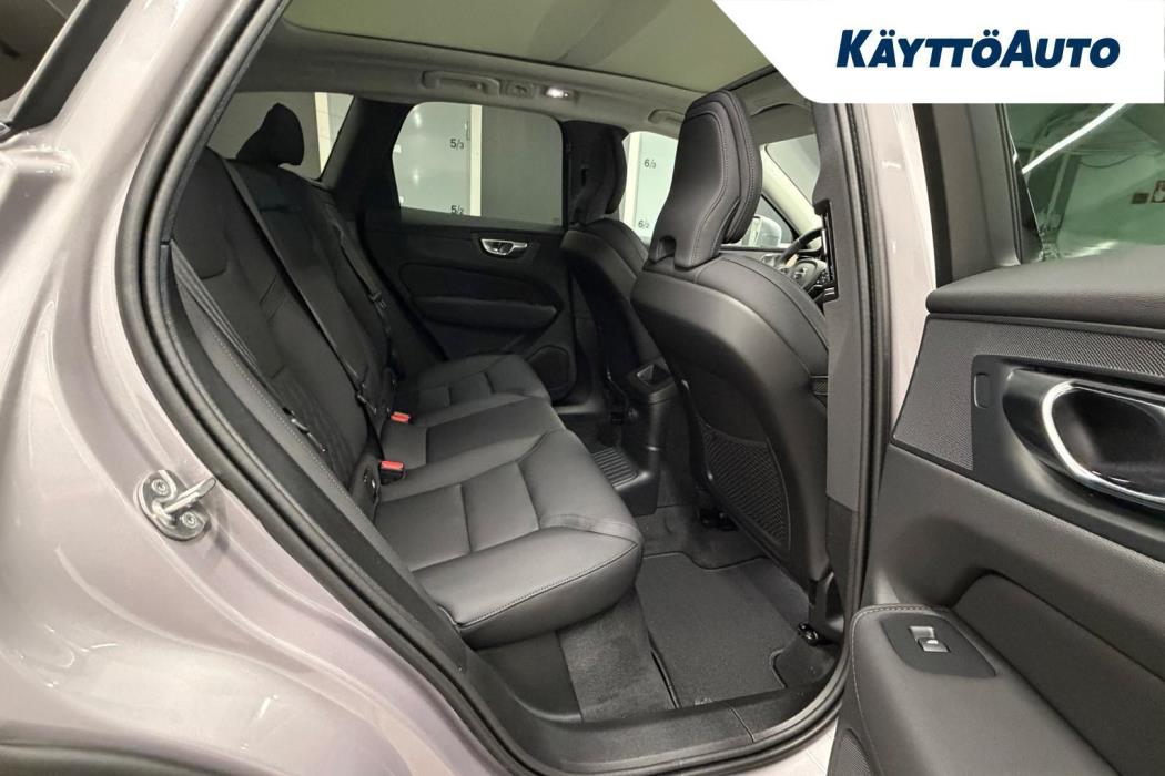 VOLVO XC60 2027