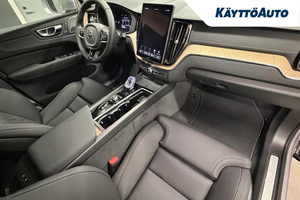 VOLVO XC60 2027