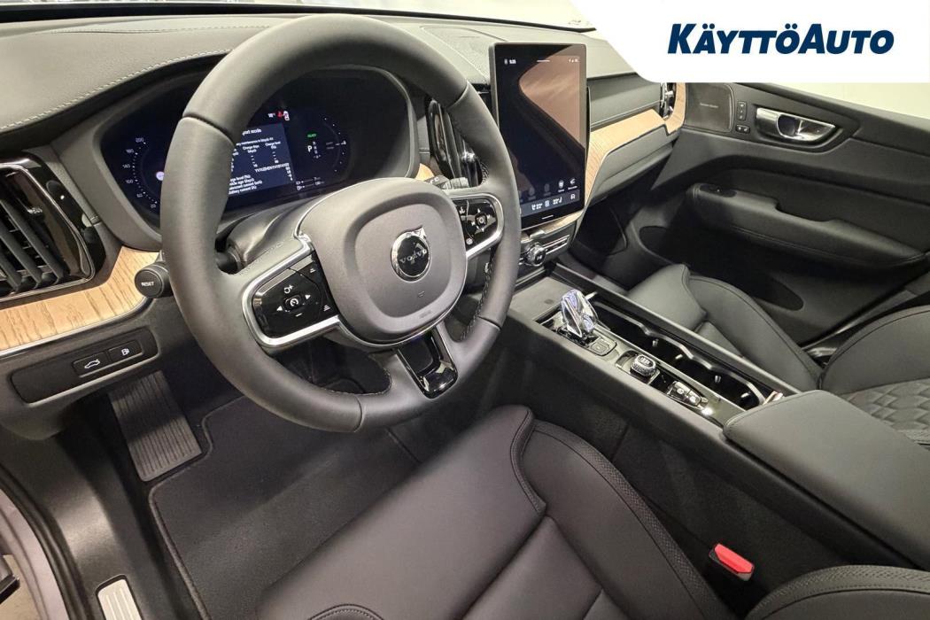 VOLVO XC60 2027