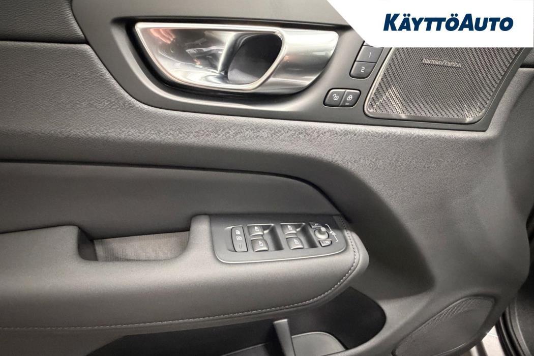 VOLVO XC60 2027