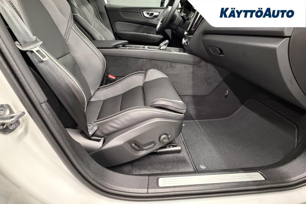 VOLVO XC60 2027