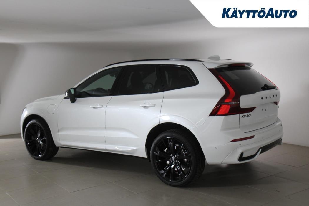 VOLVO XC60 2027