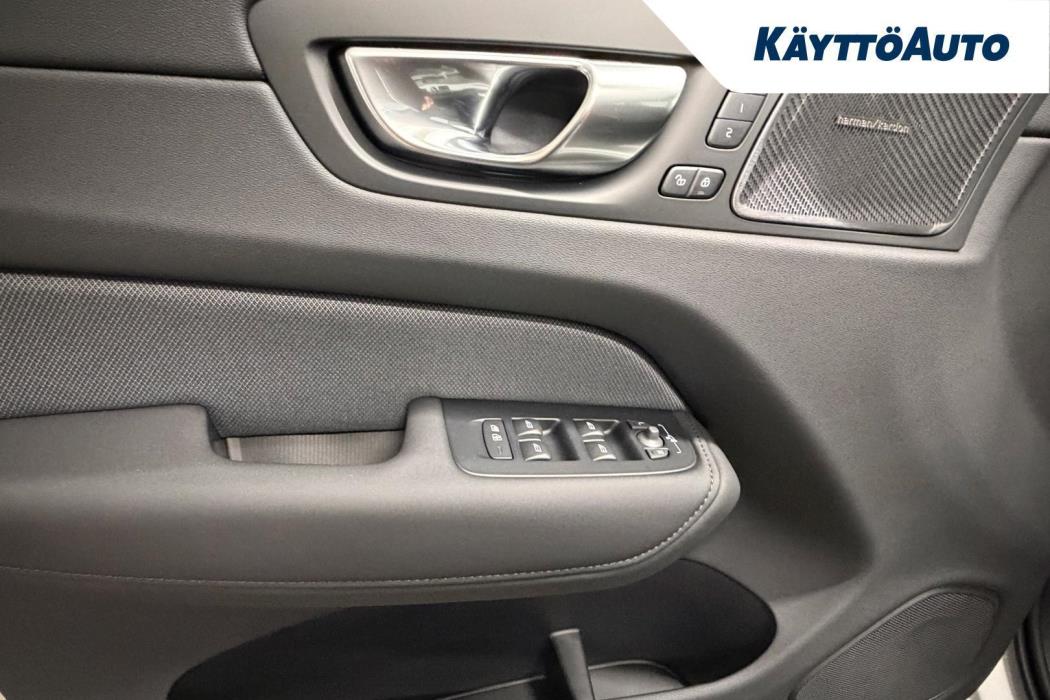 VOLVO XC60 2027