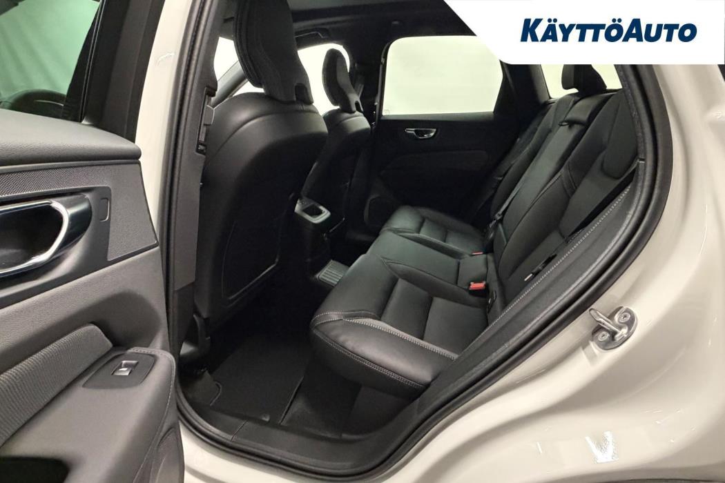 VOLVO XC60 2027