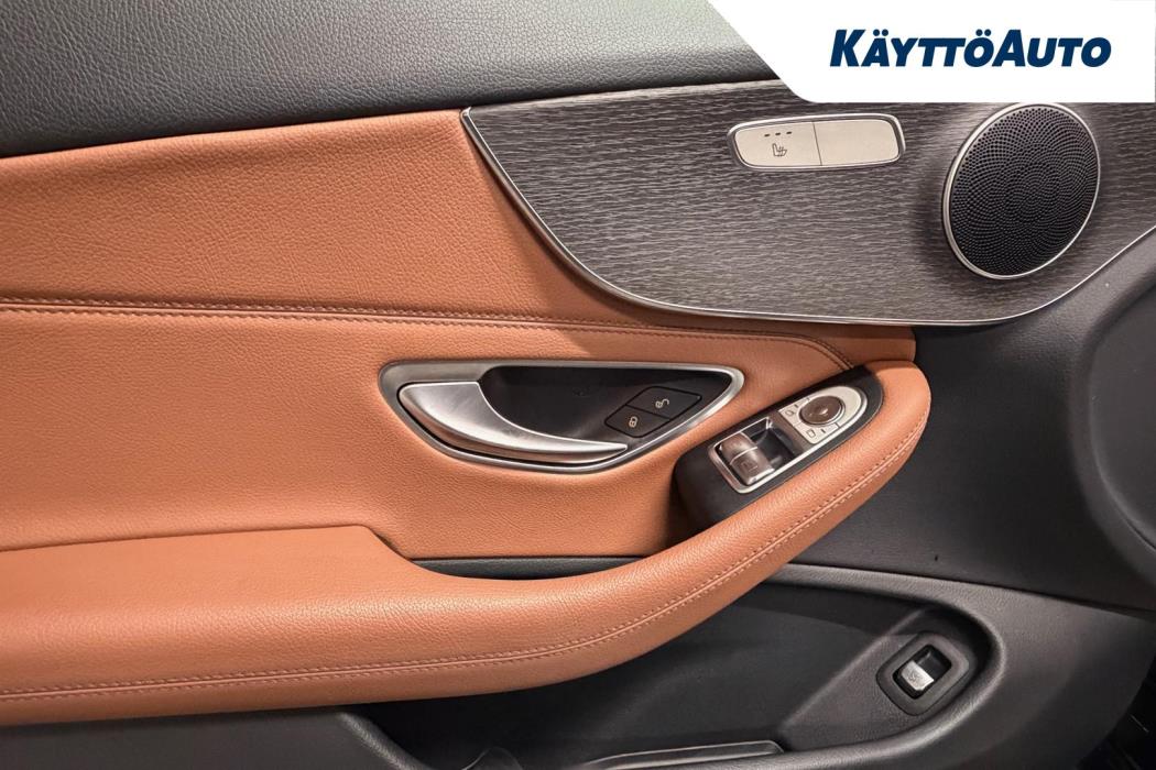 MERCEDES-BENZ C 2021