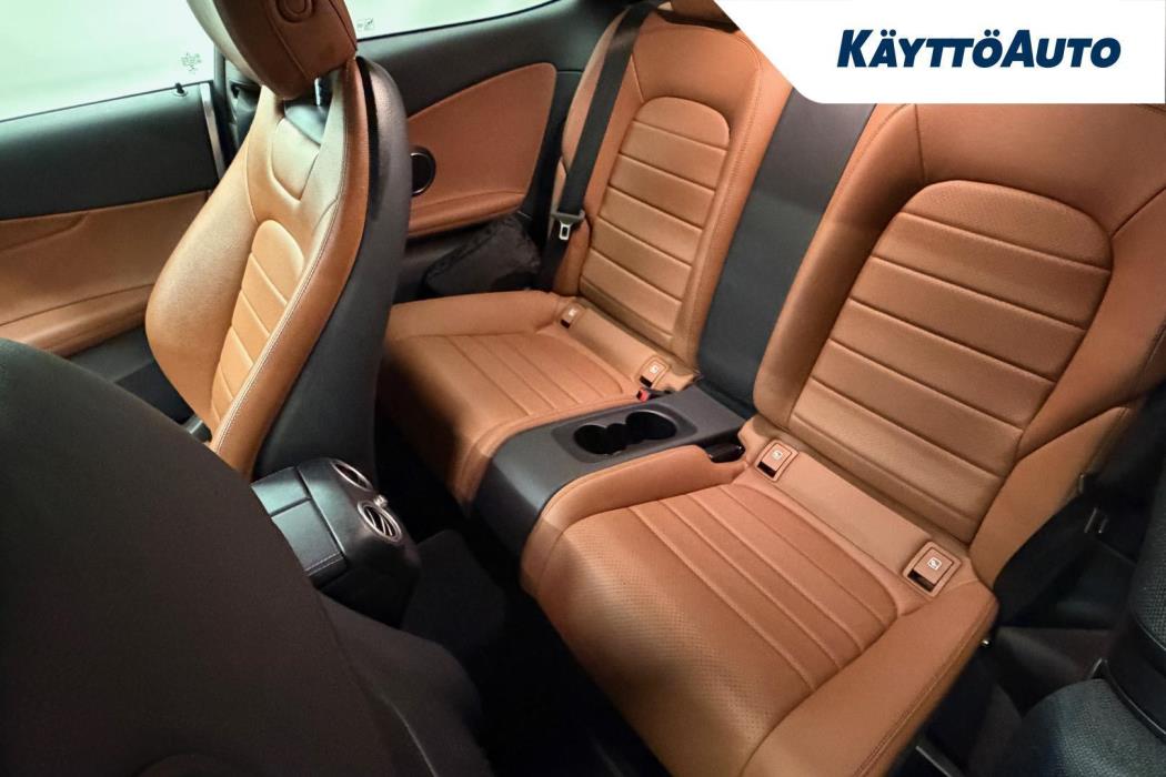 MERCEDES-BENZ C 2021