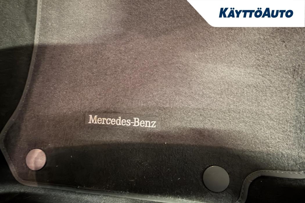 MERCEDES-BENZ EQC 2020