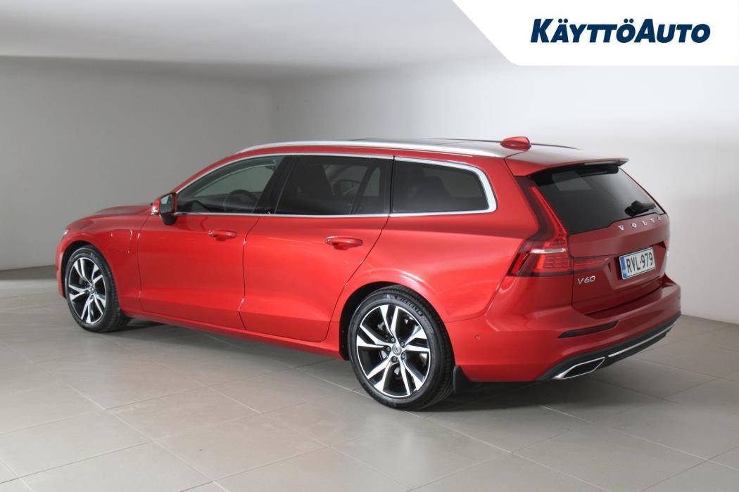 VOLVO V60 2020