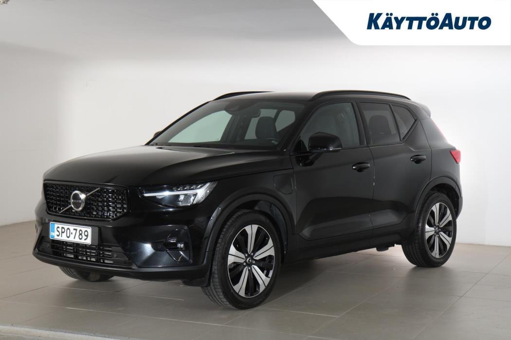 VOLVO XC40 2024