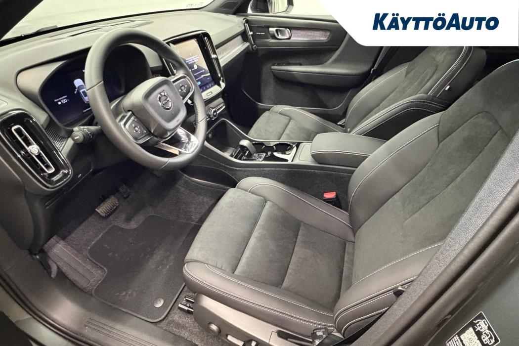 VOLVO EX40 2027