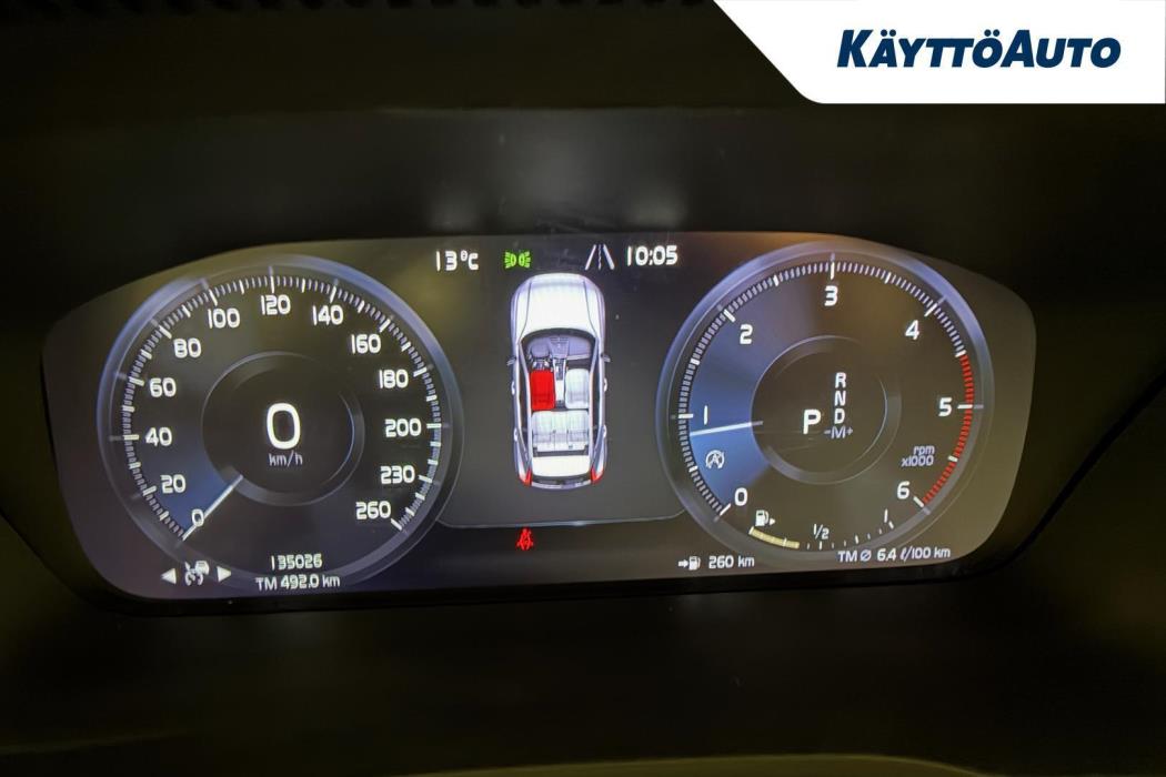 VOLVO XC40 2019