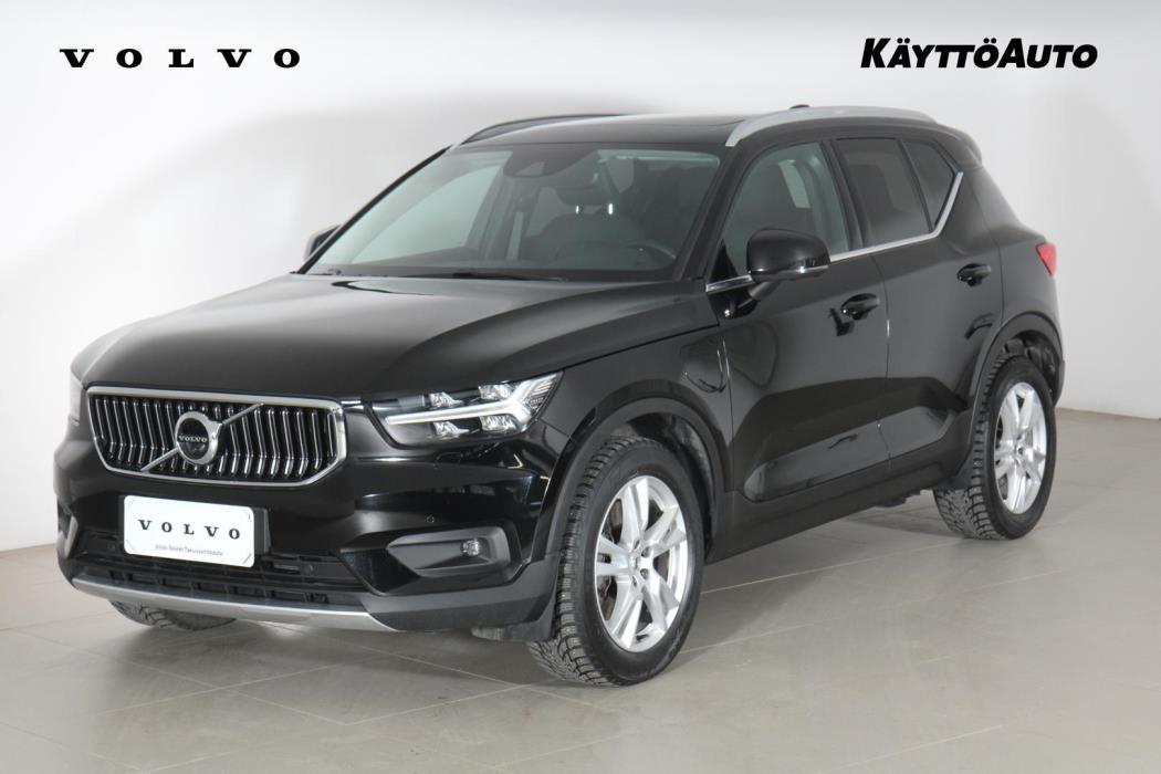 VOLVO XC40 2021