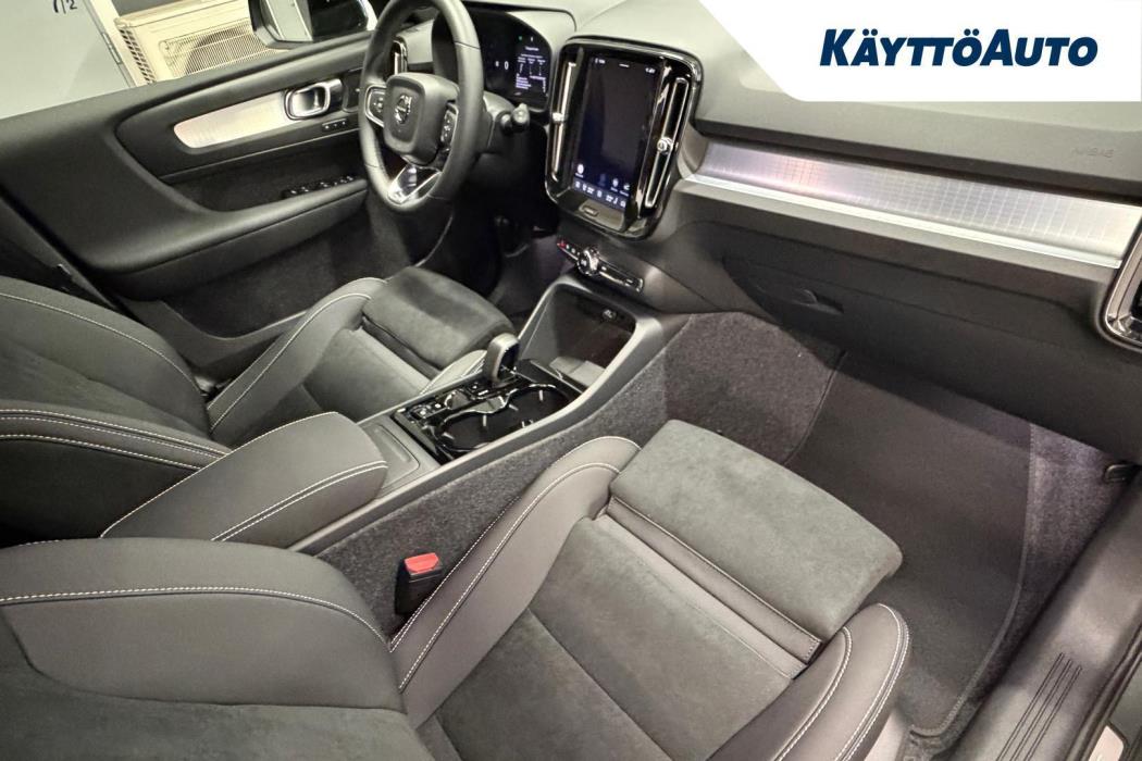 VOLVO XC40 2027