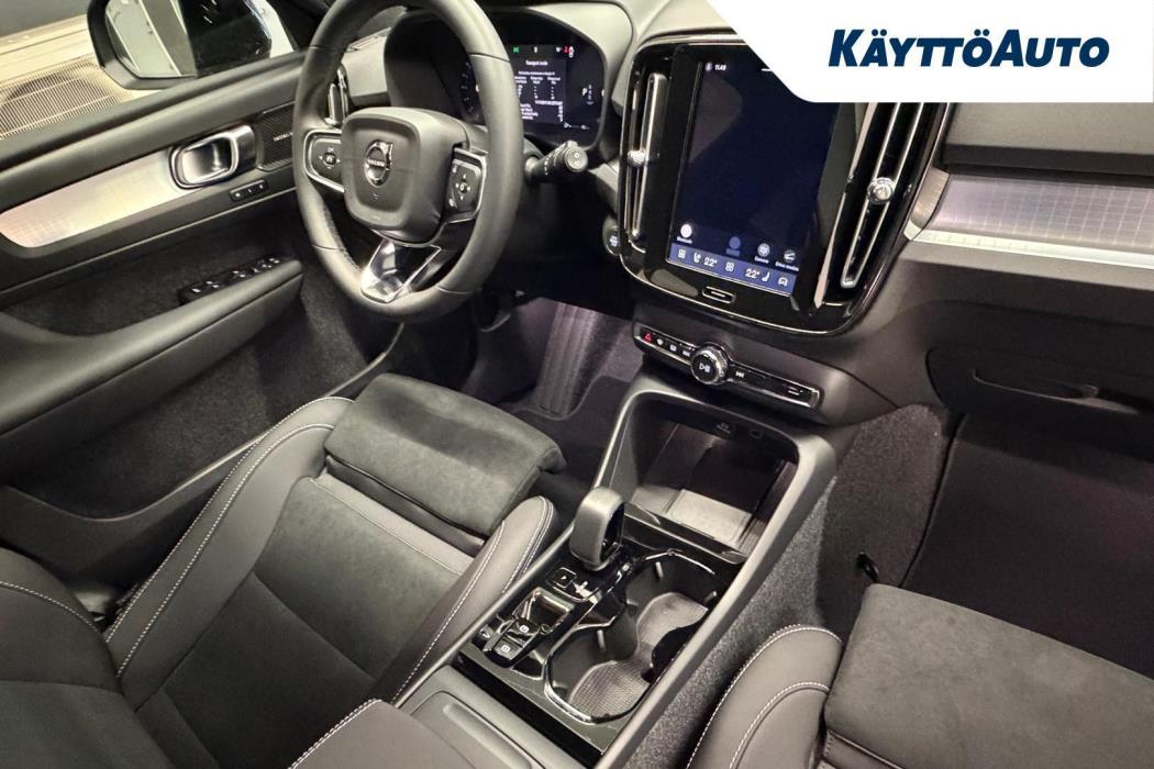 VOLVO XC40 2027