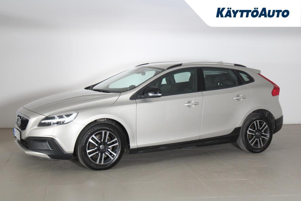 VOLVO V40 Cross Country 2016