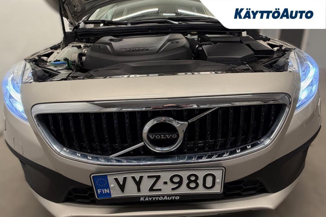 VOLVO V40 Cross Country 2016