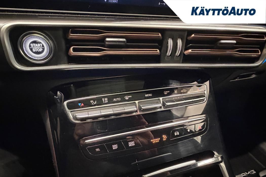 MERCEDES-BENZ EQC 2020