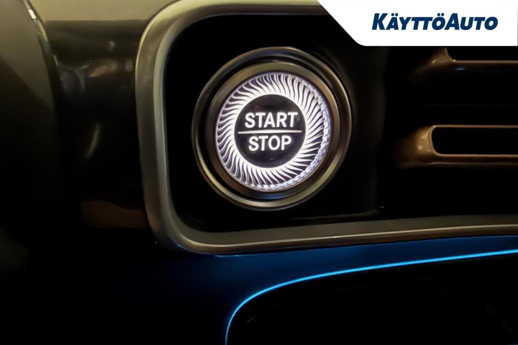 MERCEDES-BENZ EQC 2020