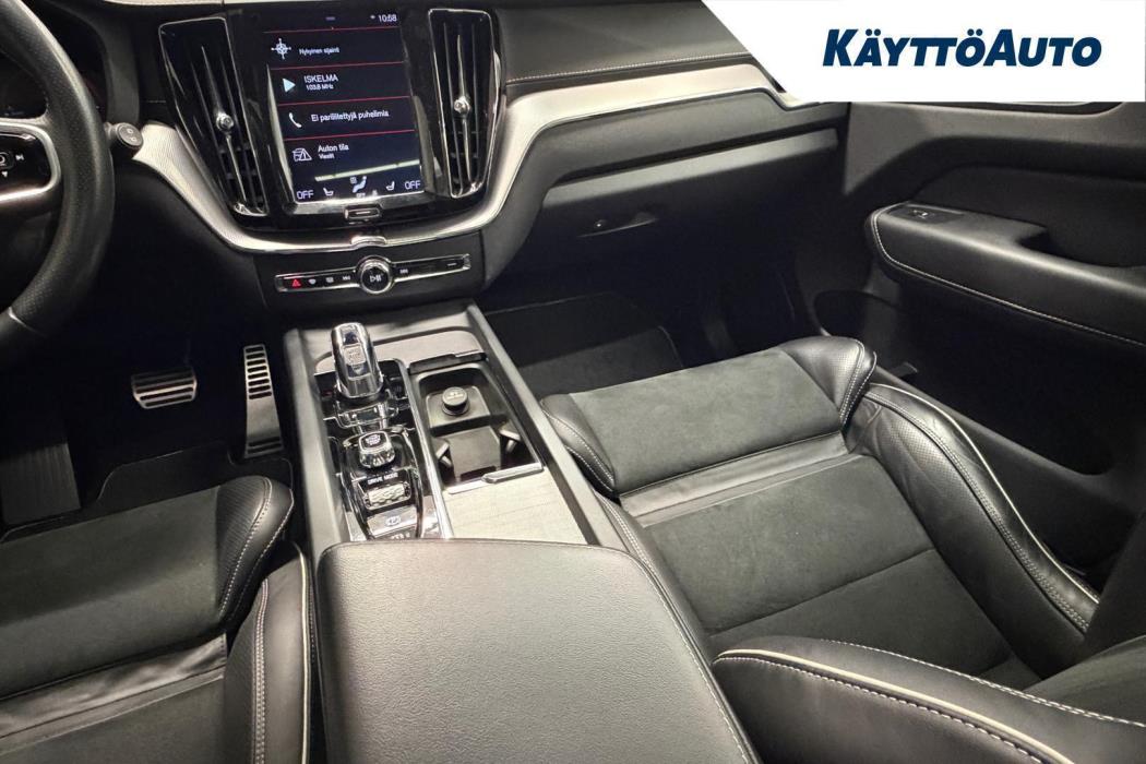 VOLVO XC60 2019
