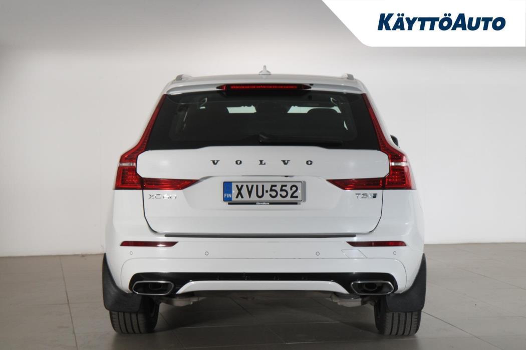 VOLVO XC60 2019