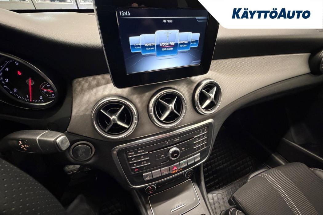 MERCEDES-BENZ CLA 2017