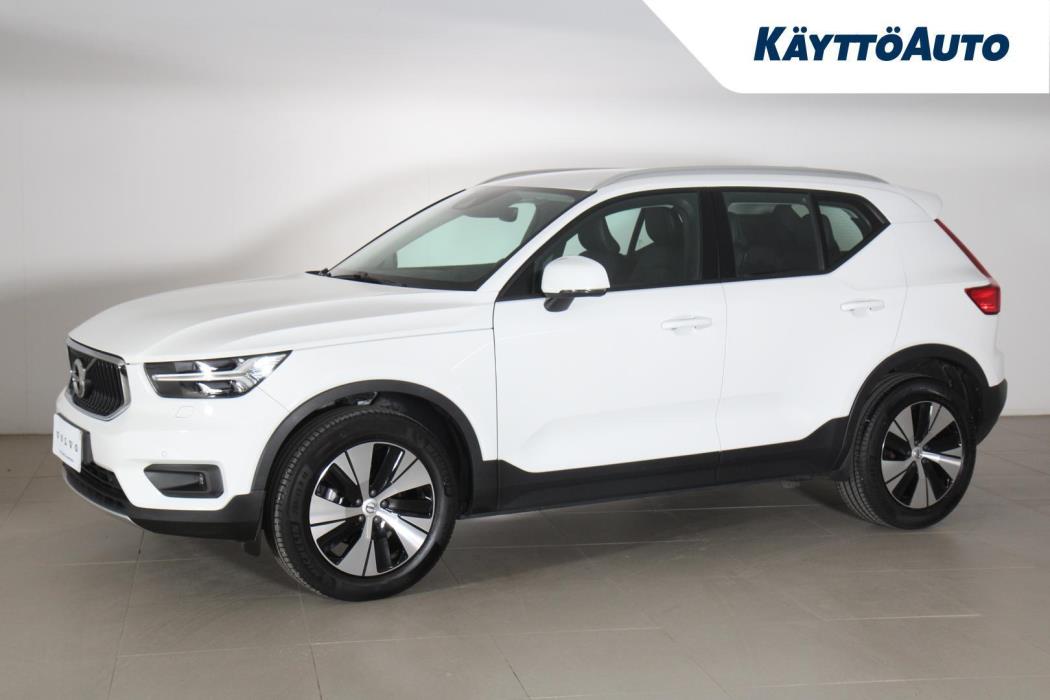 VOLVO XC40 2021