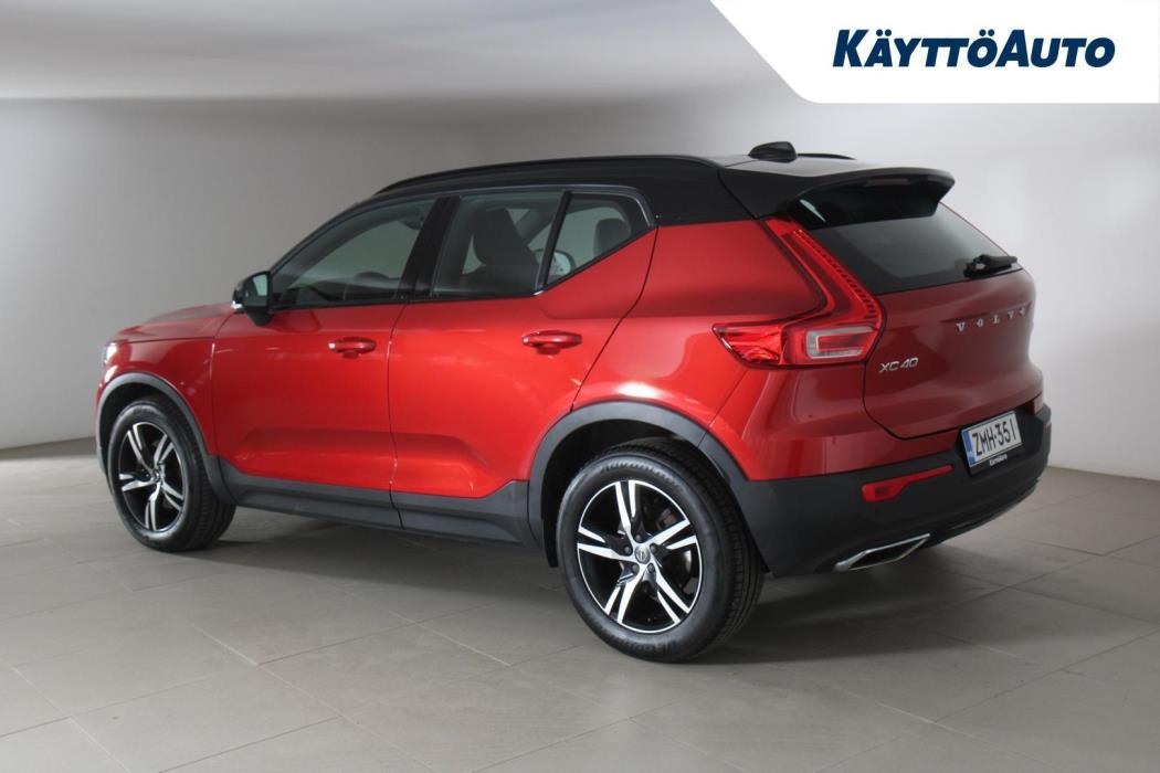 VOLVO XC40 2019