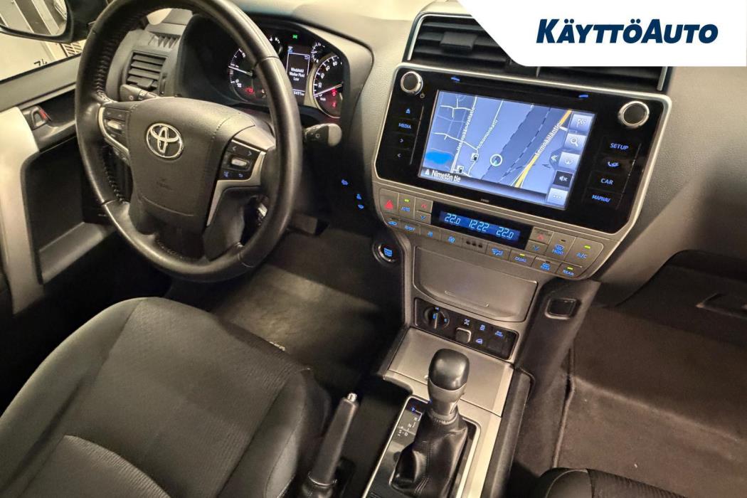 TOYOTA Land Cruiser 2019
