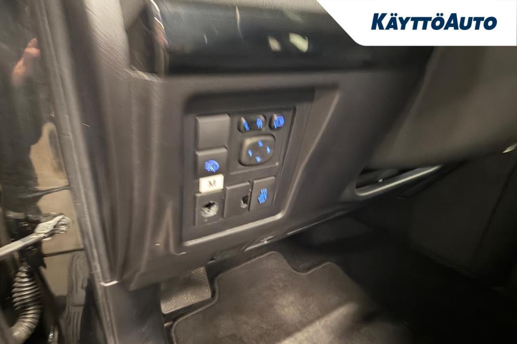 TOYOTA Land Cruiser 2019