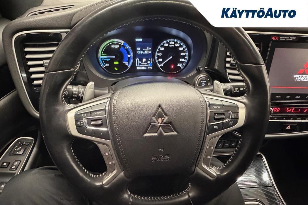 MITSUBISHI Outlander PHEV 2020