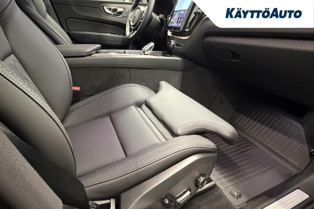 VOLVO XC60 2026