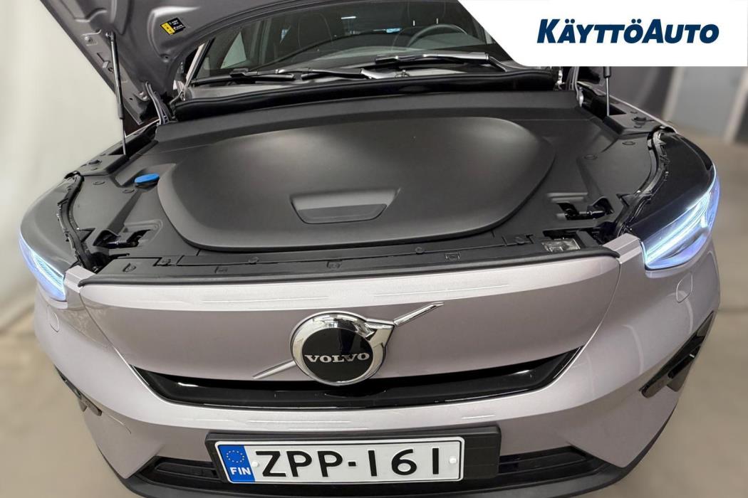 VOLVO EX40 2026
