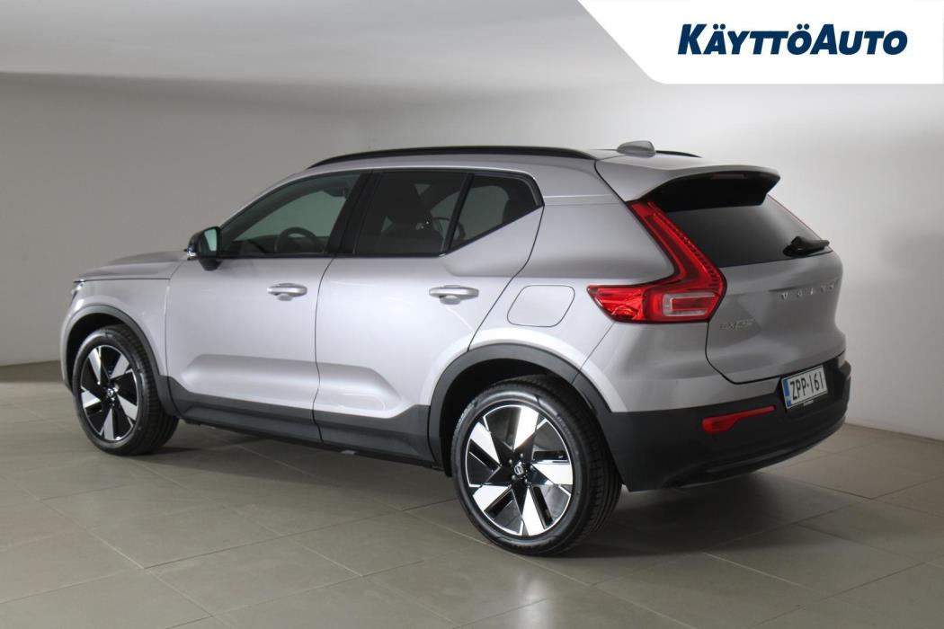 VOLVO EX40 2026